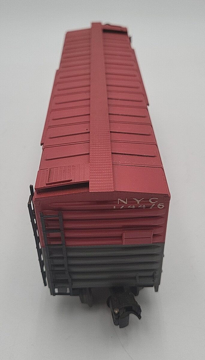 AMT O Scale Pacemaker New York Central Boxcar #174476 VG