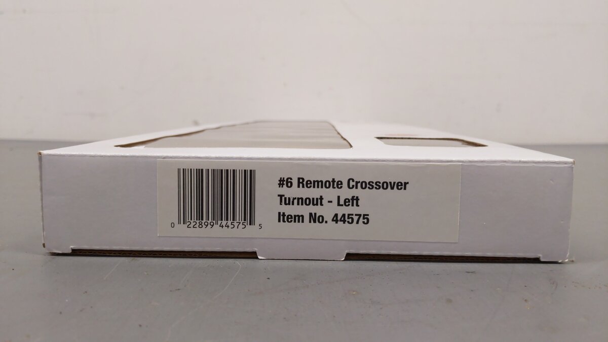 Bachmann 44575 HO Nickel Silver #6 E-Z Track Remote Crossover Turnout EX/Box