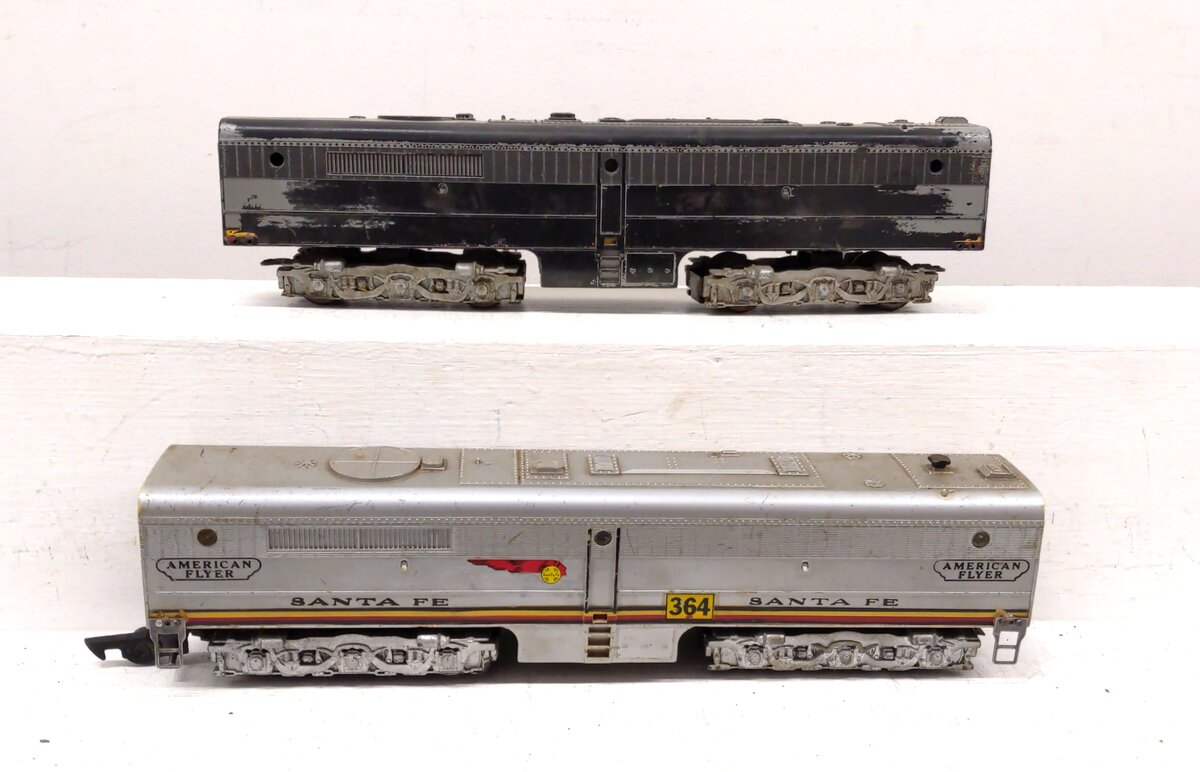 American Flyer Vintage S Gauge Diesel Unpowered B Units [2]