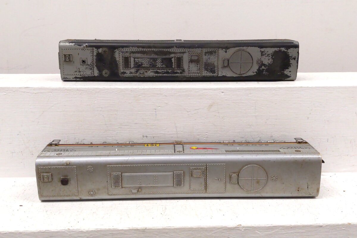 American Flyer Vintage S Gauge Diesel Unpowered B Units [2]