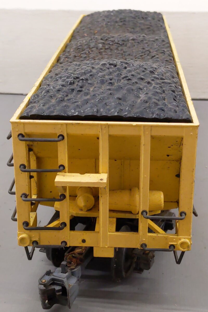 Bachmann G scale 6687 Peabody 3-Bay Hopper