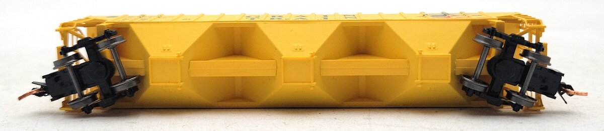 InterMountain 65330 N Scale 4750 PS-2 "Grain Train" 3 Bay Covered Hopper #1015 LN/Box