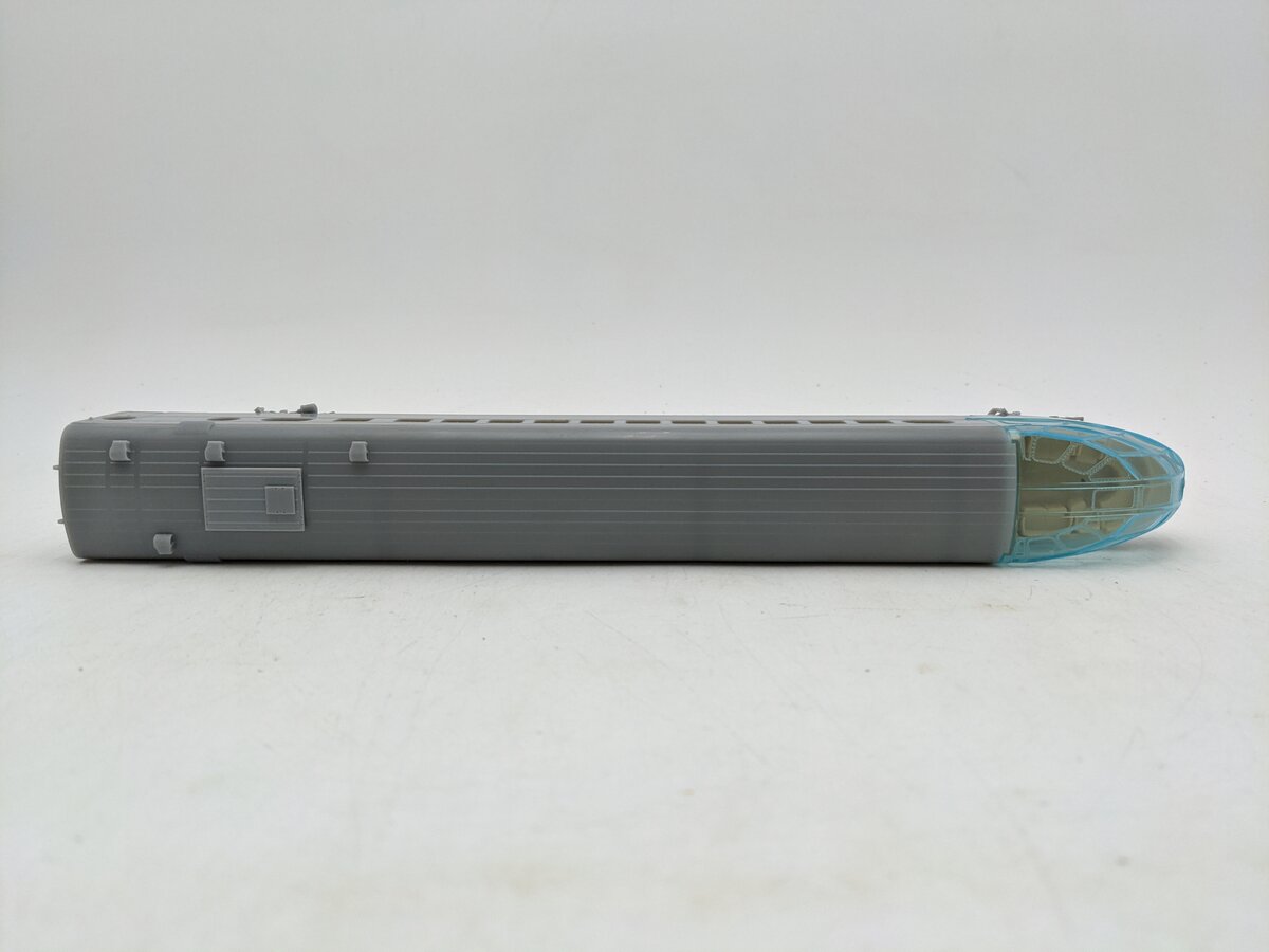 Walthers 932-9260 HO Milwaukee Skytop Lounge-Undecorated LN/Box