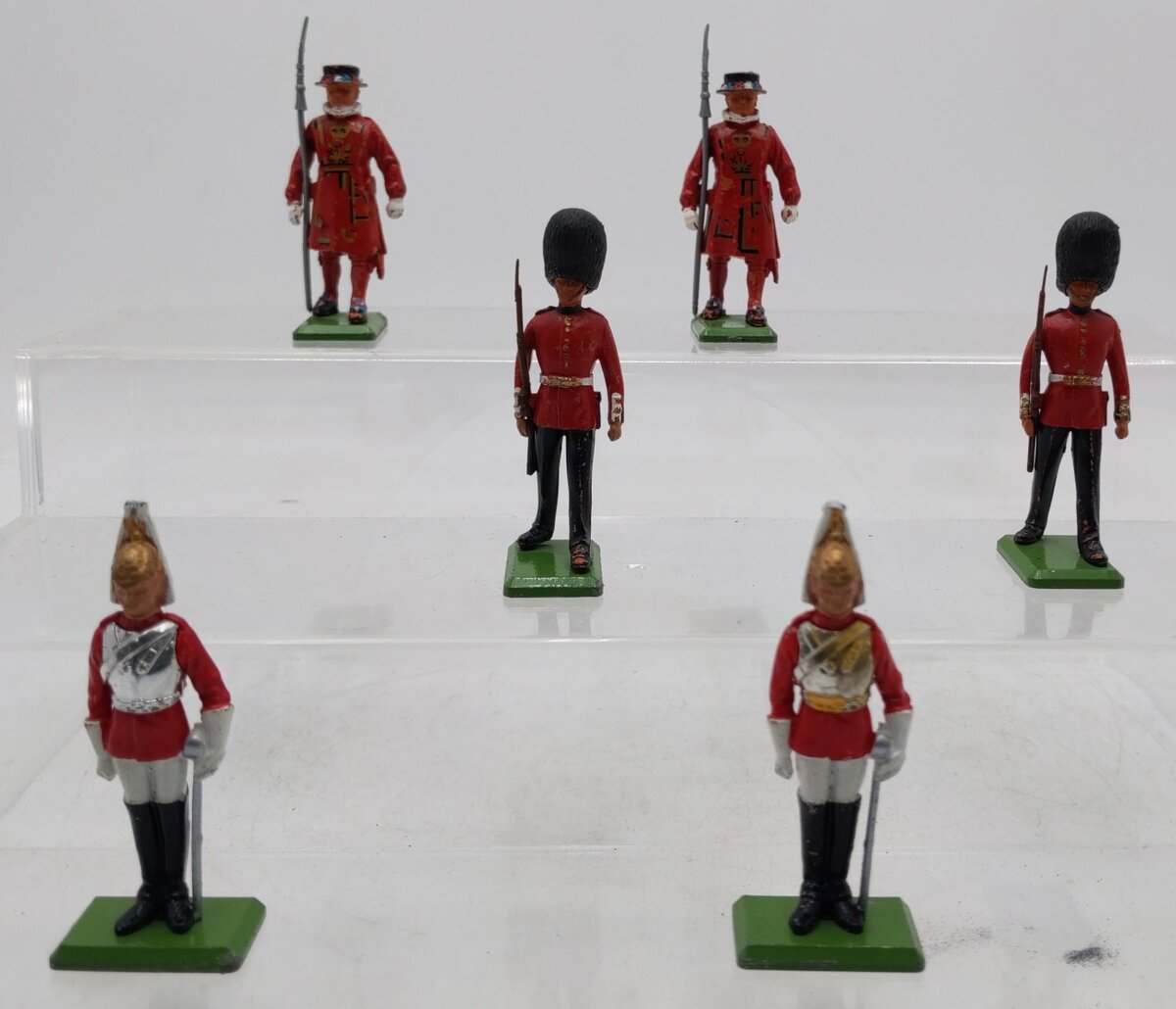 Vintage Lead Britains LTD Queen Elizabeth II Grenadier [6] VG