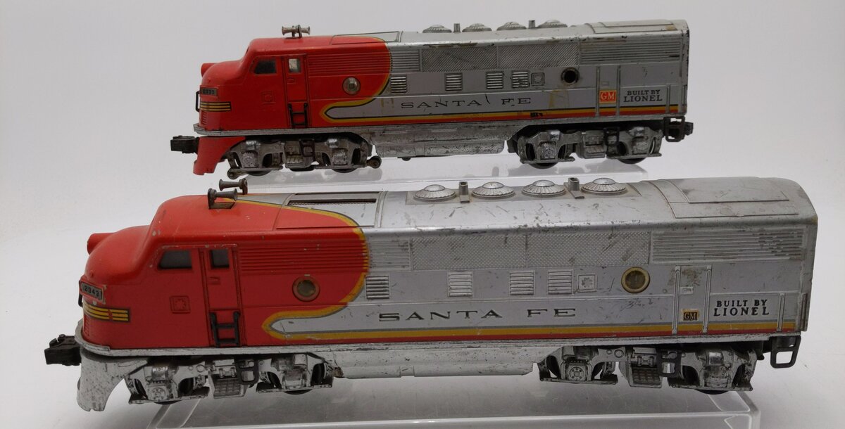 Lionel 2333 Vintage O Santa Fe F3 AA Diesel Set VG