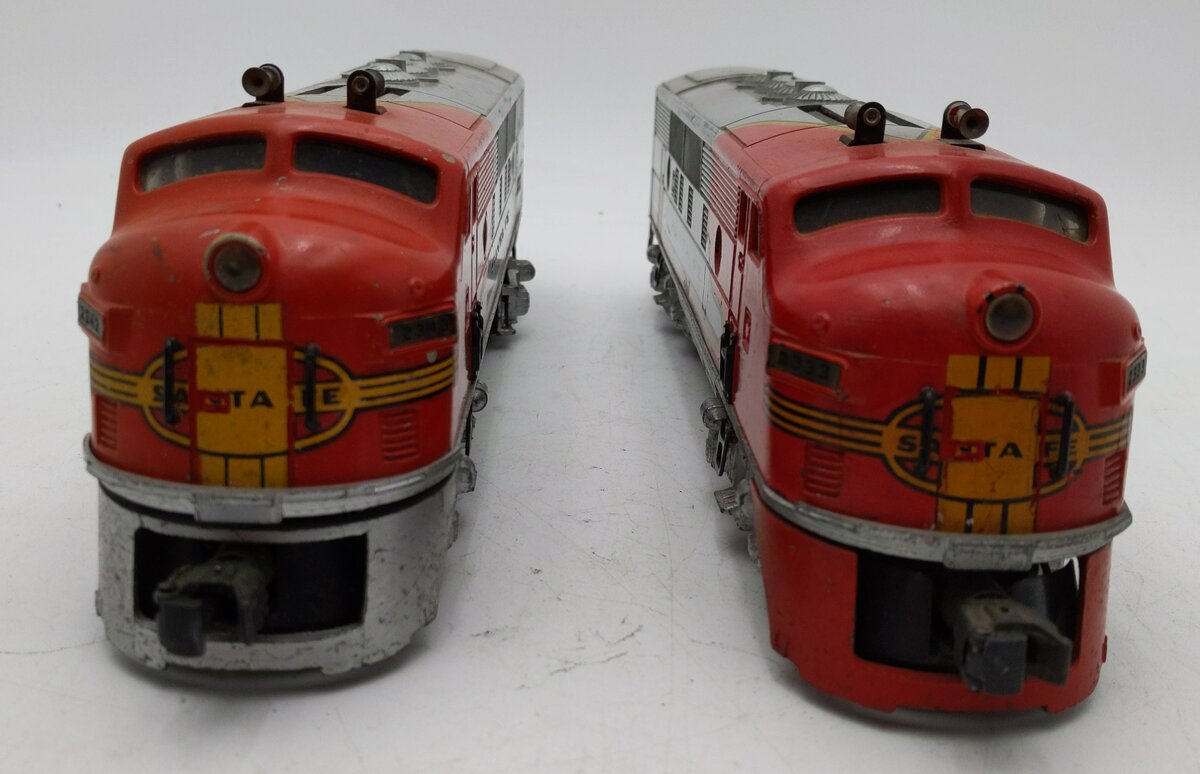 Lionel 2333 Vintage O Santa Fe F3 AA Diesel Set VG