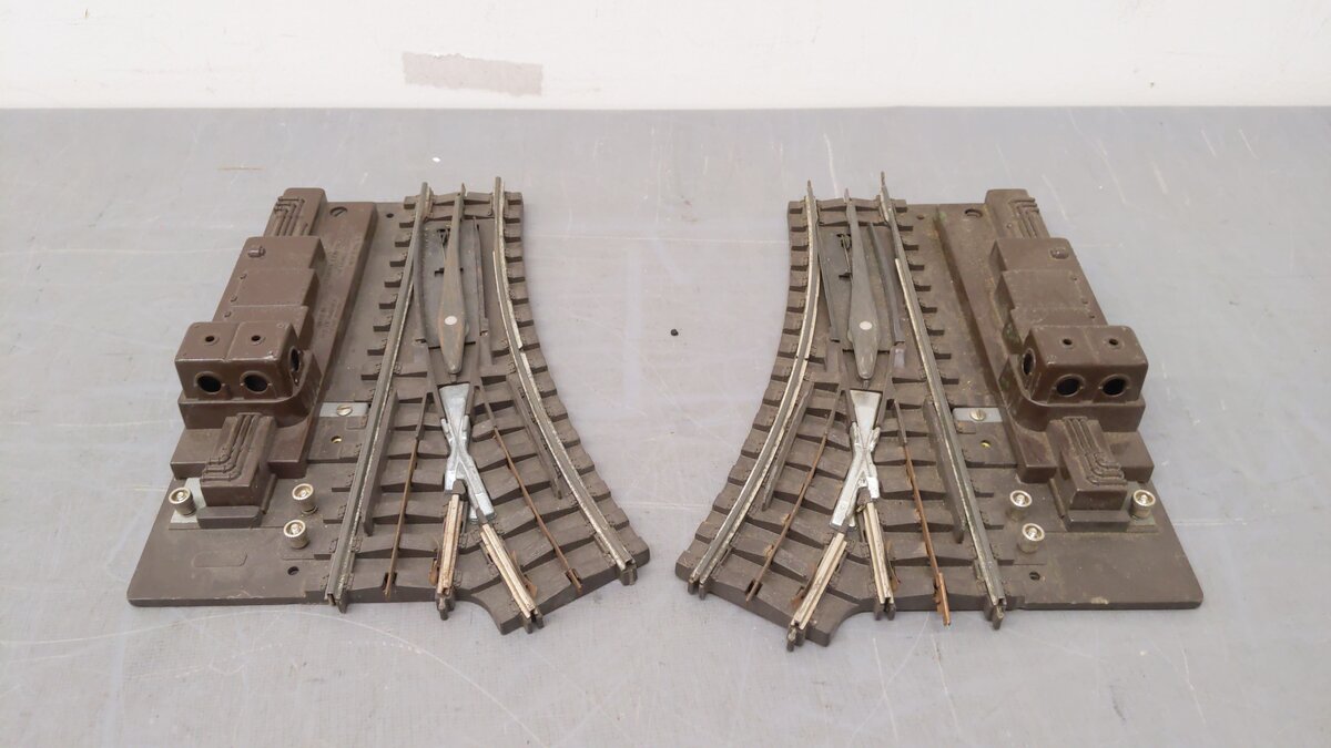 Lionel 112 Vintage LH & RH Super O Remote Control Switches (Pair of 2) VG
