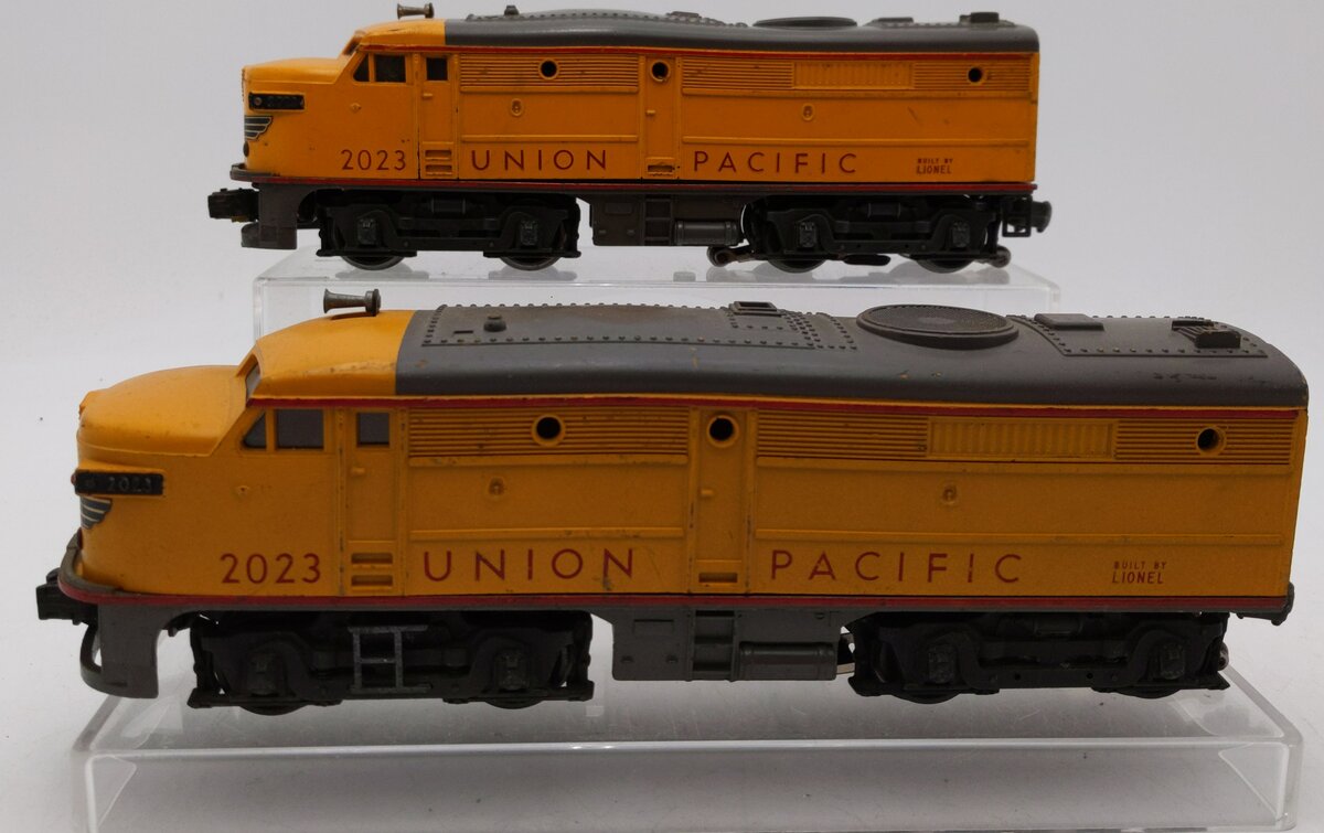 Lionel 2023 Vintage O Union Pacific Alco AA Diesel Locomotive Set EX
