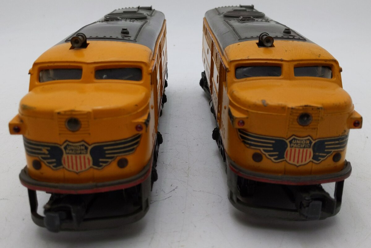 Lionel 2023 Vintage O Union Pacific Alco AA Diesel Locomotive Set EX