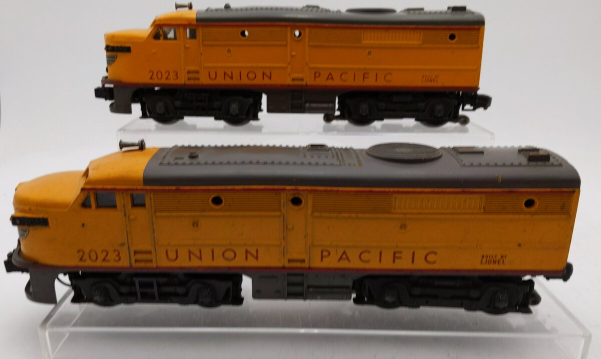 Lionel 2023 Vintage O Union Pacific Alco AA Diesel Locomotive Set EX