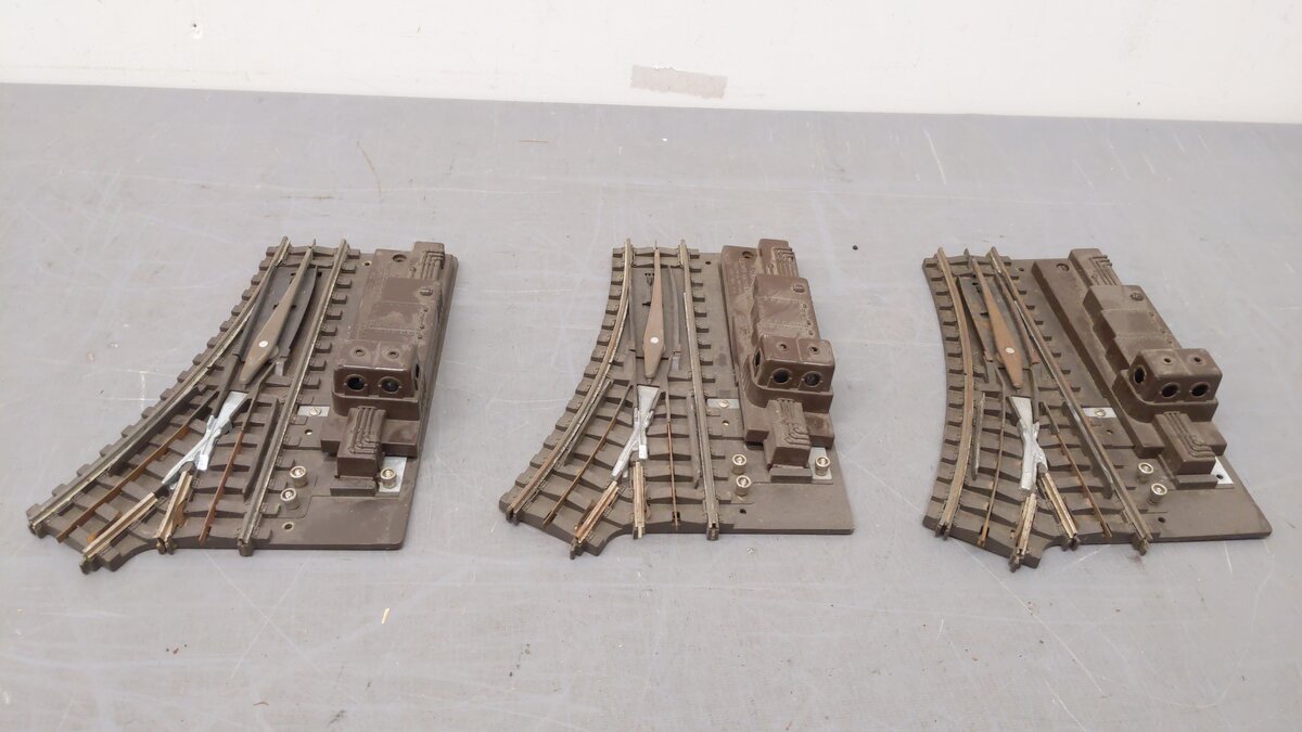 Lionel 112 Left-Hand Vintage Super O RC Switches [3] VG