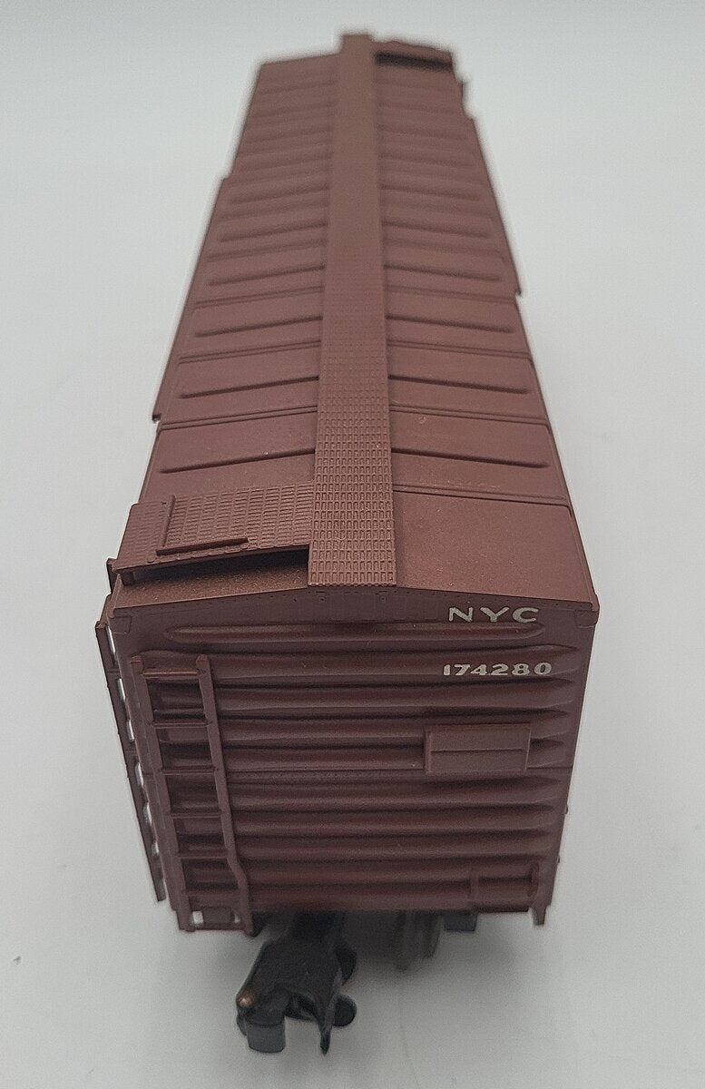 AMT O Scale New York Central Boxcar #174280 VG