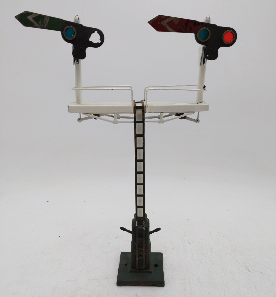 Ives 302 Prewar Standard Gauge Double Arm Semaphore
