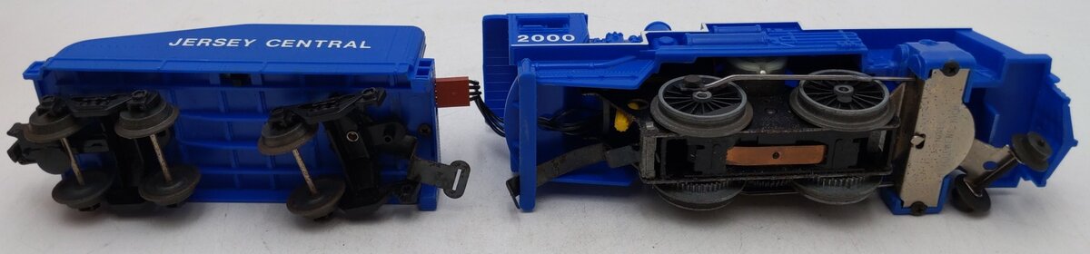 Lionel 6-18712 O Jersey Central 2-4-0 Steam Loco & Tender #2000 VG/Box