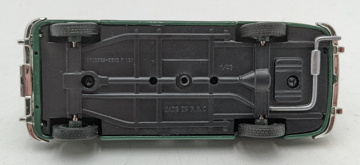 Minichamps 1:43 Mercedes-Benz 180 Stock Car #04 EX
