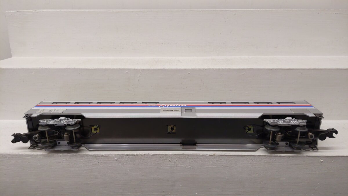 Williams O Gauge Amtrak Superliner Aluminum Dining Car EX/Box