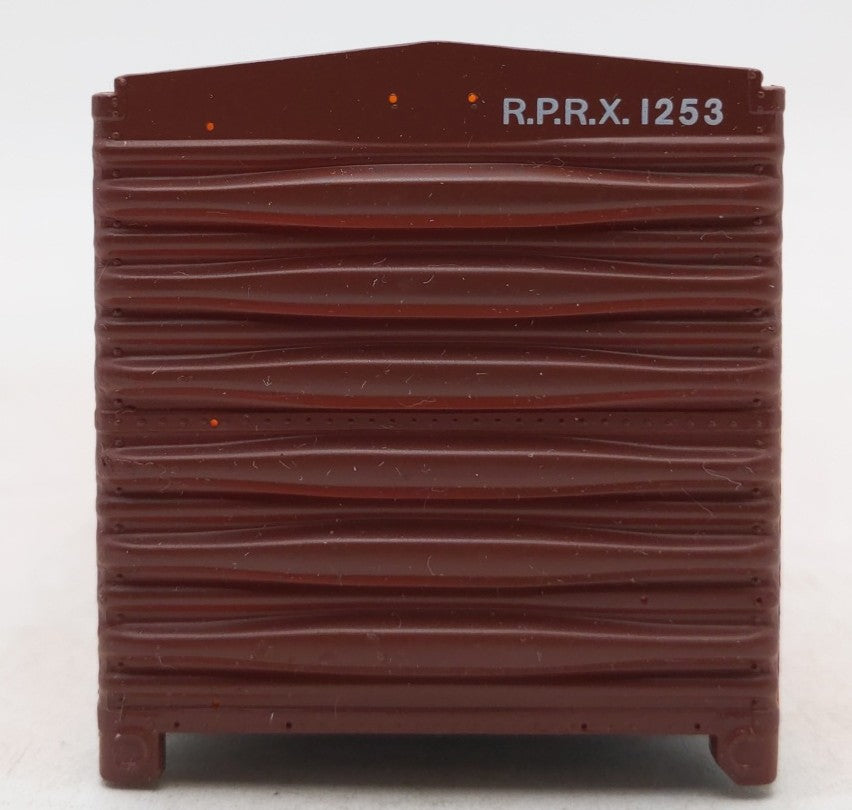 Pacific Rail 2331.6 S RPRX Rath Packing 1947 Steel Ice Reefer #1253 NIB