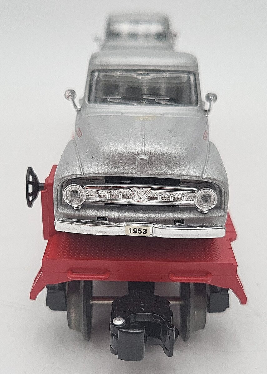 Lionel 6-26311 Santa Fe Flatcar with Pickup Trucks EX