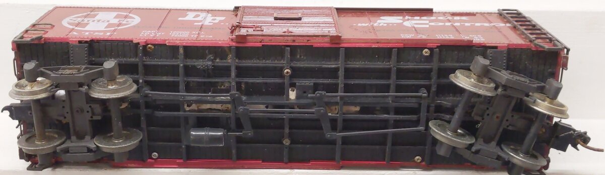 Aristo-Craft 46003 Santa Fe Boxcar (Metal Wheels)