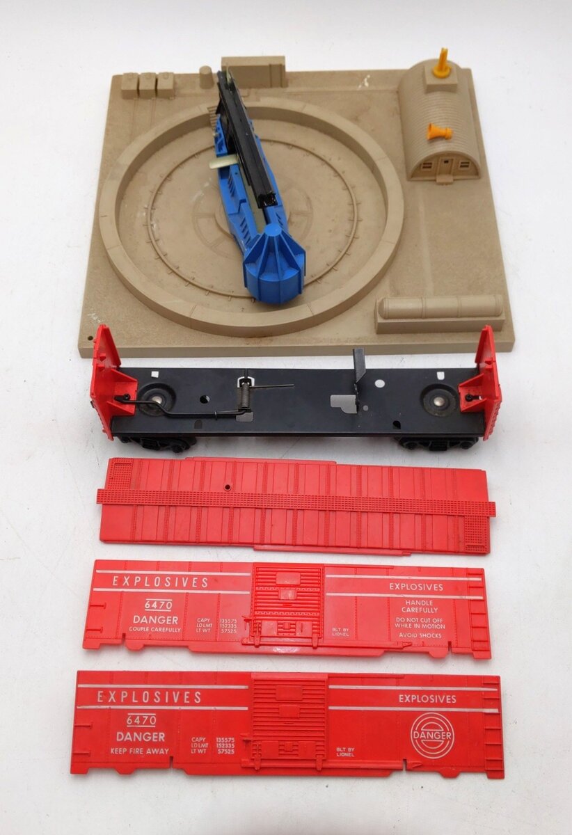 Lionel 470 Vintage O Operating Missile Launching Platform W /Car VG/Box
