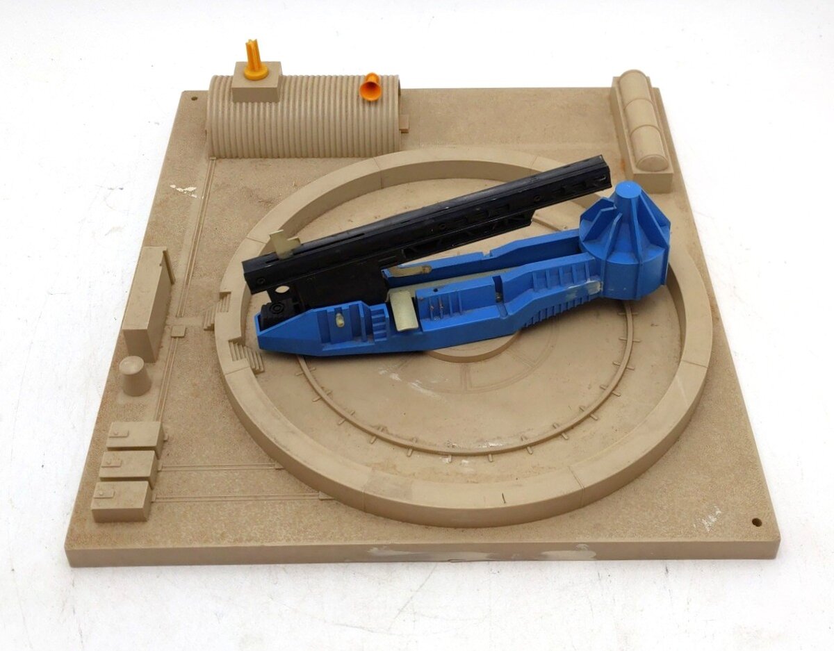Lionel 470 Vintage O Operating Missile Launching Platform W /Car VG/Box