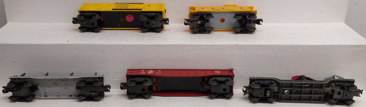 Lionel Vintage O Gauge Assorted Freight Cars: 6462, 6656, 6167, 3650 [5] EX