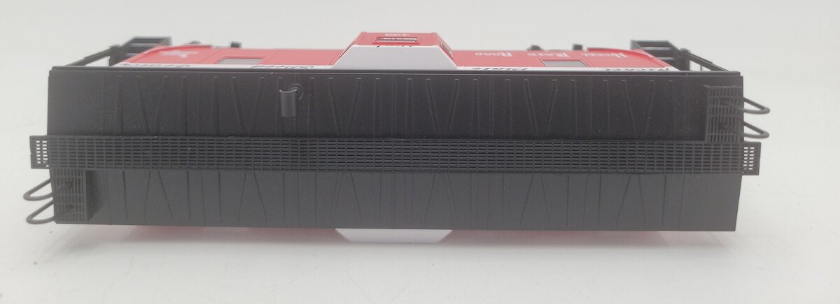 Bachmann 73202 HO Nickel Plate Road Bay Window with Roof Walk Caboose