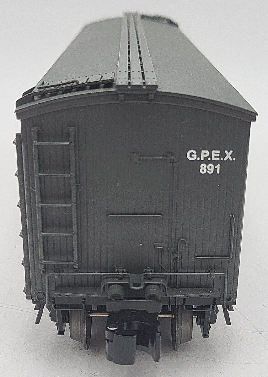 Lionel 6-17340 O Gauge White Brothers Milk Refrigerator Car #891 EX