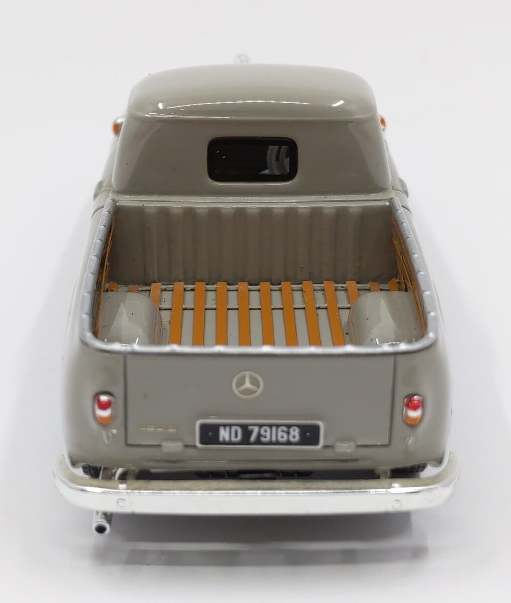 1:43 Diecast Mercedes-Benz 180 "Bakkie" Truck EX