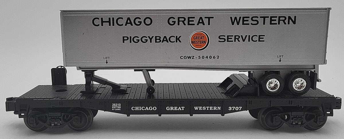Lionel 6-26310 O Chicago Great Western Flatcar with Trailer EX