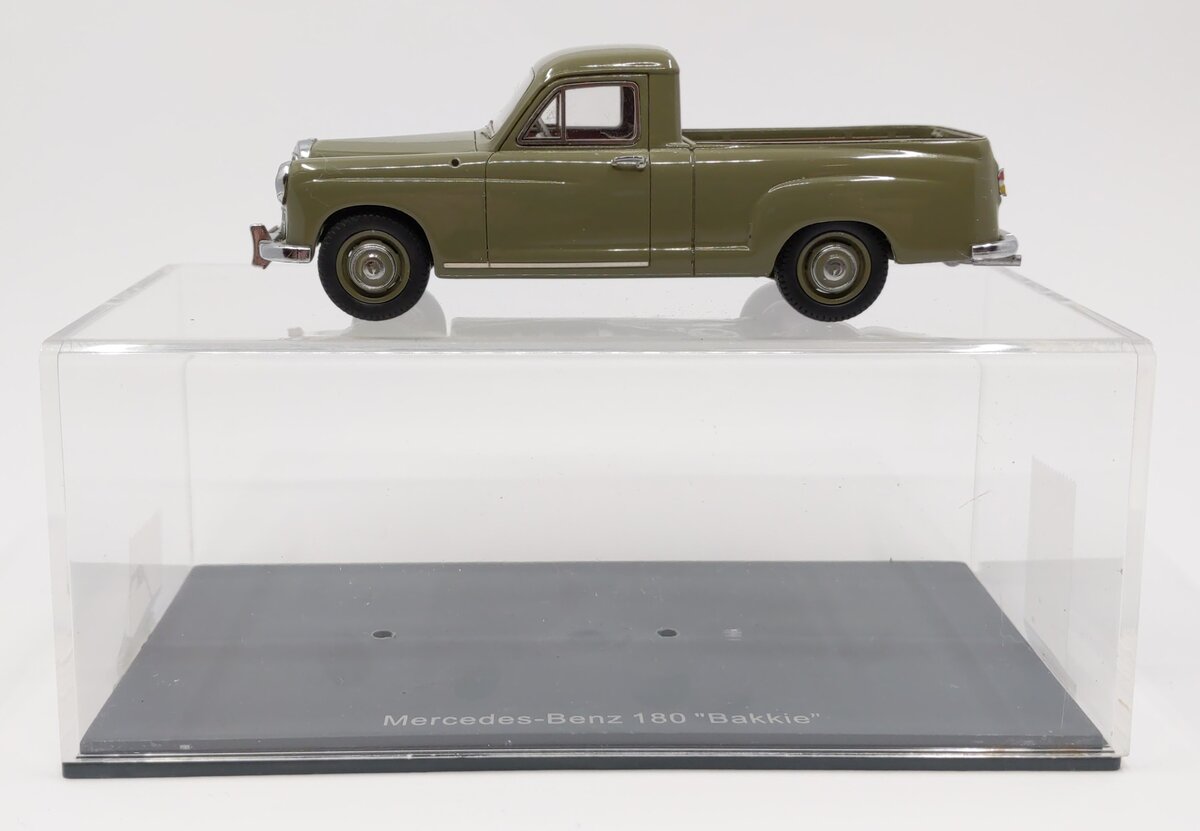 Neo Scale Models 1:43 Diecast Mercedes-Benz 180 "Bakkie" Truck VG