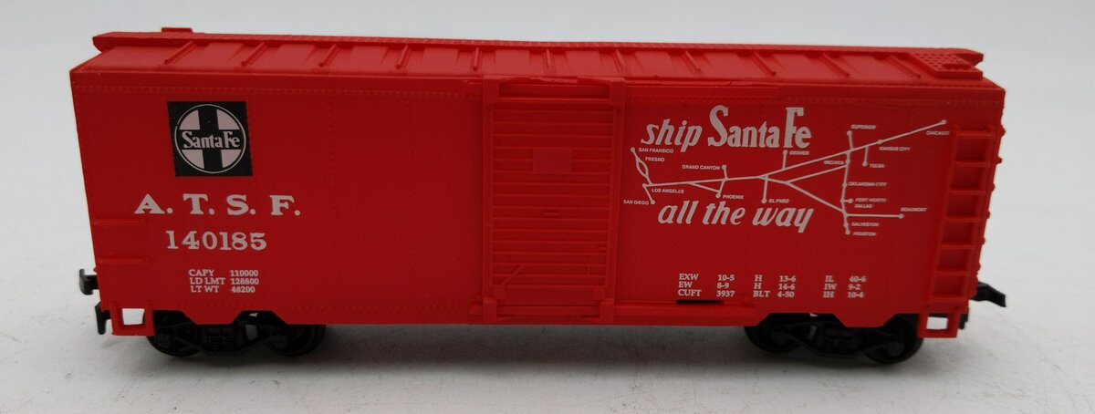 Life Like HO ATSF Box Car #140185 EX
