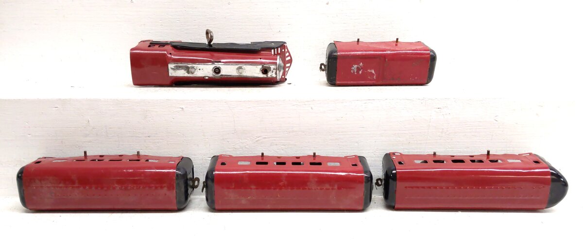 Hafner 1010 Vintage O Gauge Clockwork Steam Passenger Set