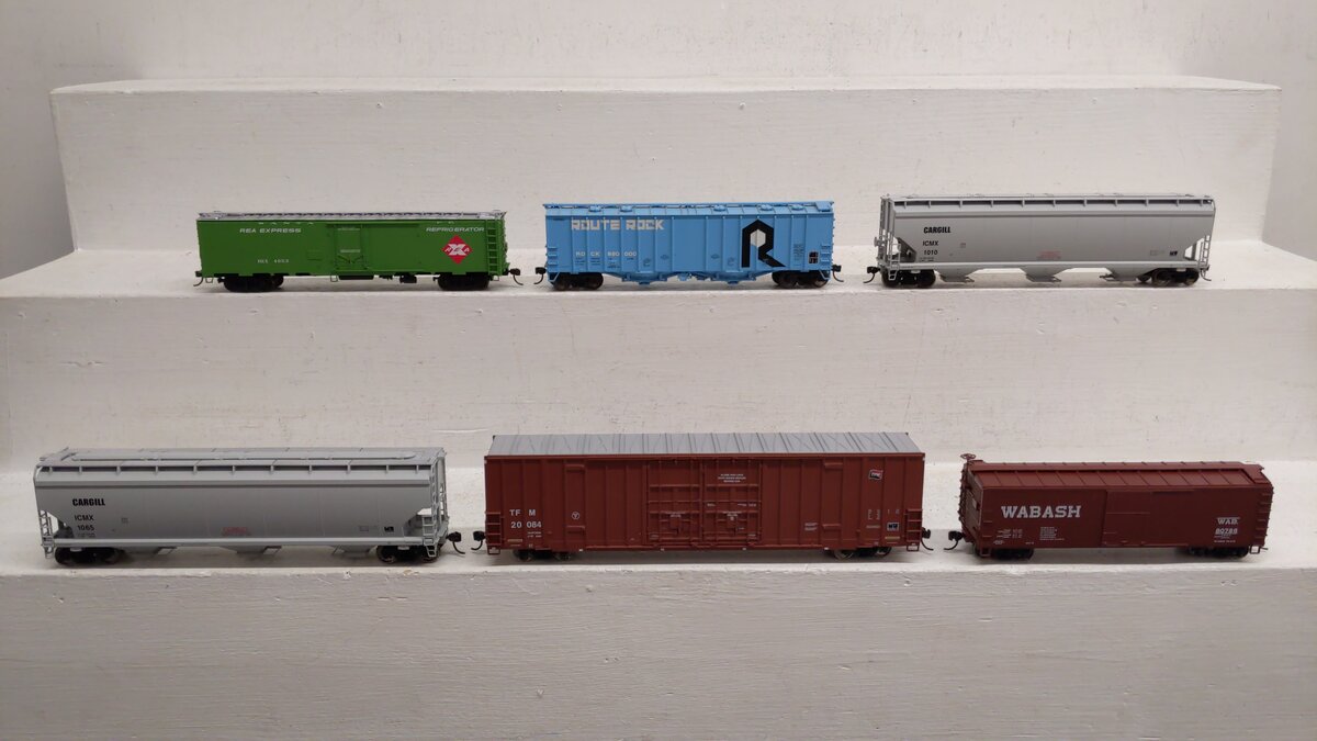 Walthers HO Assorted Freight Cars 1010, 1065, 20084, 4053, 80786, 890000[6] EX/Box