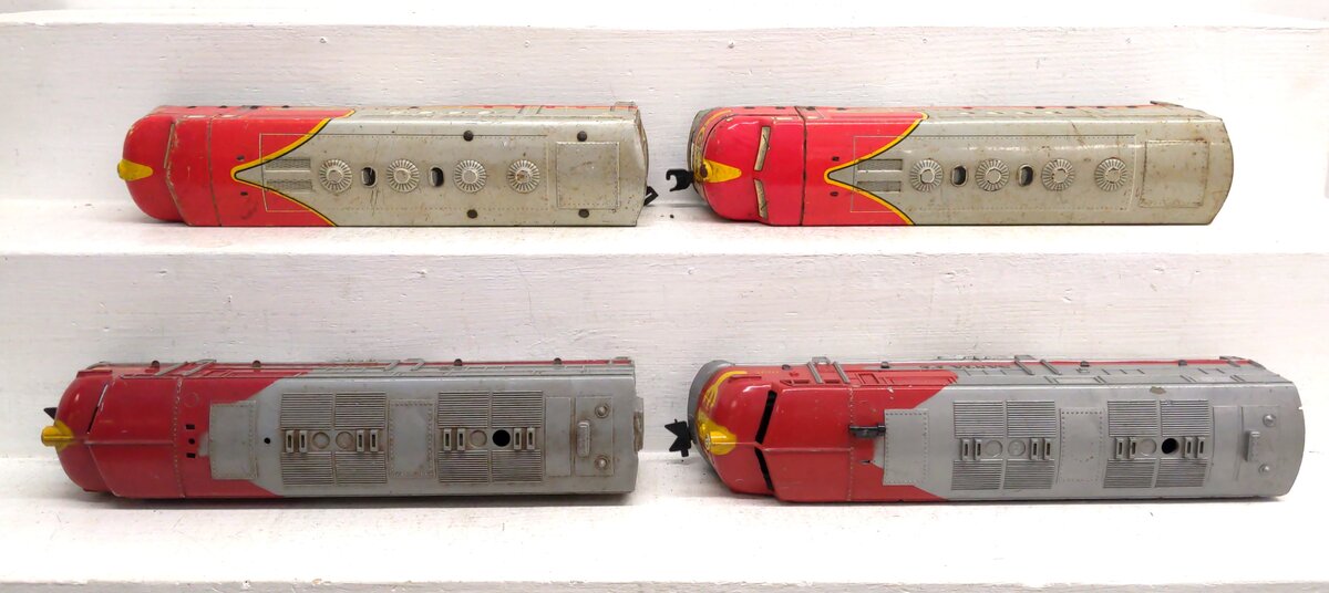Marx Vintage O Gauge Santa Fe Powered/Unpowered A Units: 1095, 21 [4]