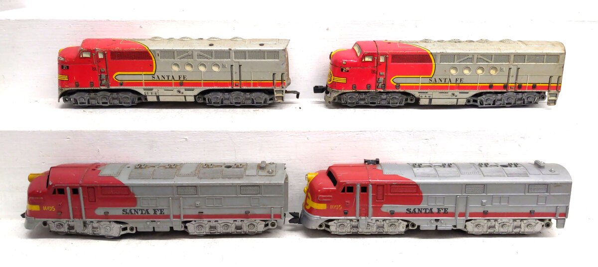 Marx Vintage O Gauge Santa Fe Powered/Unpowered A Units: 1095, 21 [4]