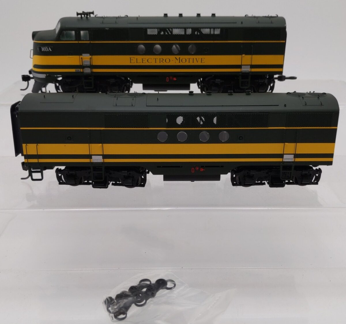 InterMountain 49298-02 HO EMD Demonstrator FTA A/B Diesel Locomotive Set EX/Box