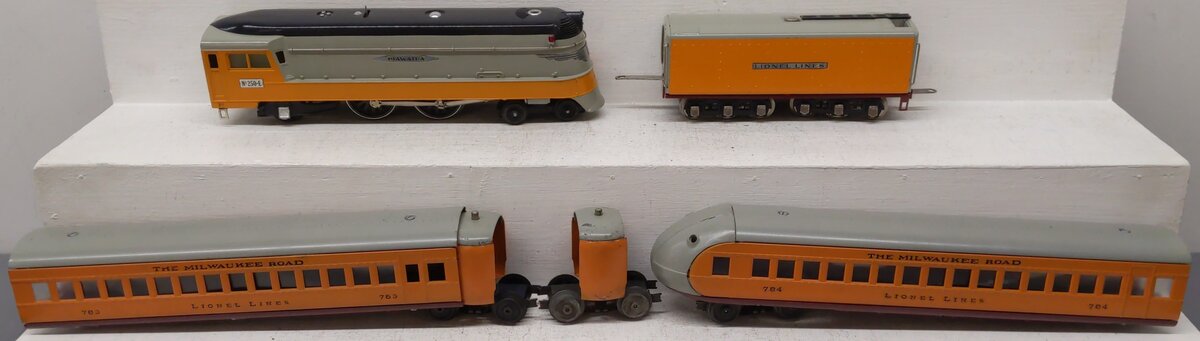 Lionel 250E Vintage O Prewar Hiawatha Passenger Set - Restored