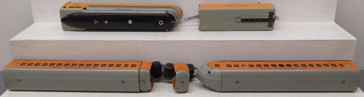 Lionel 250E Vintage O Prewar Hiawatha Passenger Set - Restored