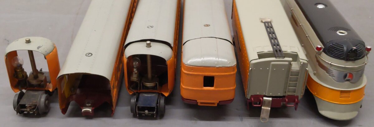 Lionel 250E Vintage O Prewar Hiawatha Passenger Set - Restored