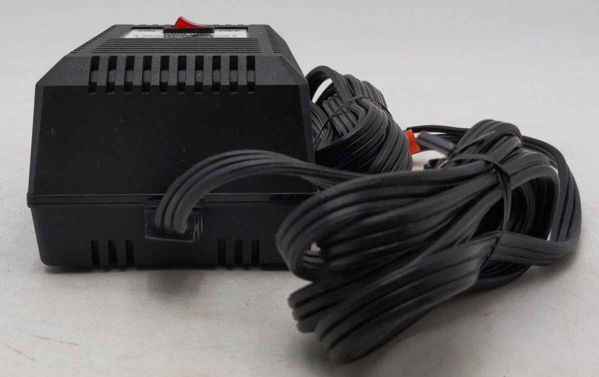 DCC Specialties MF615 HO Scale Magna Force DCC Power Supply LN/Box