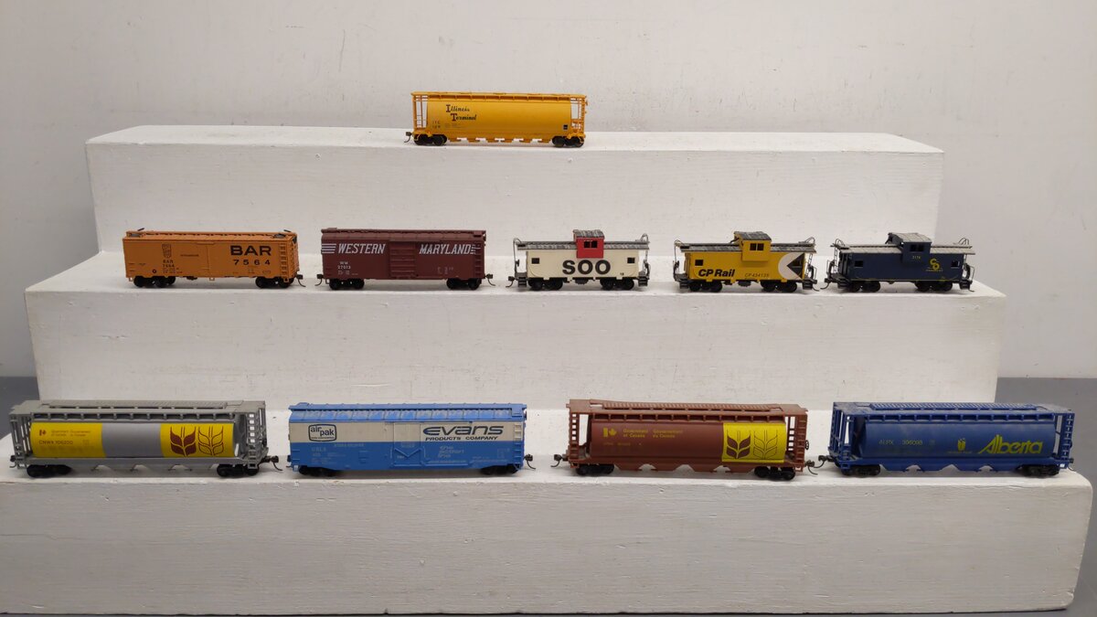 Atlas and Others HO Assorted Freight Cars 27013, 18, 434135, 3178, 128[10] EX
