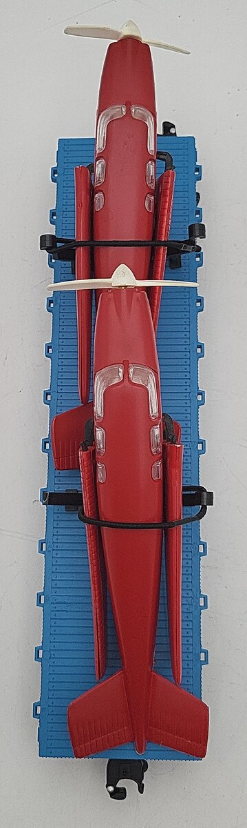 Lionel 6-17516 O Gauge Texas & Pacific Flatcar w/2 Beechcraft Bonanza Planes EX