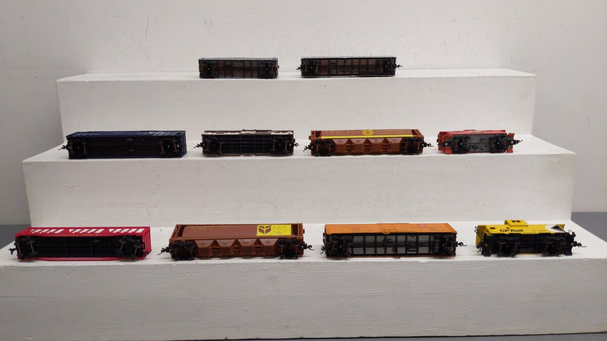 Athearn and Others HO Assorted Freight Cars [10] EX