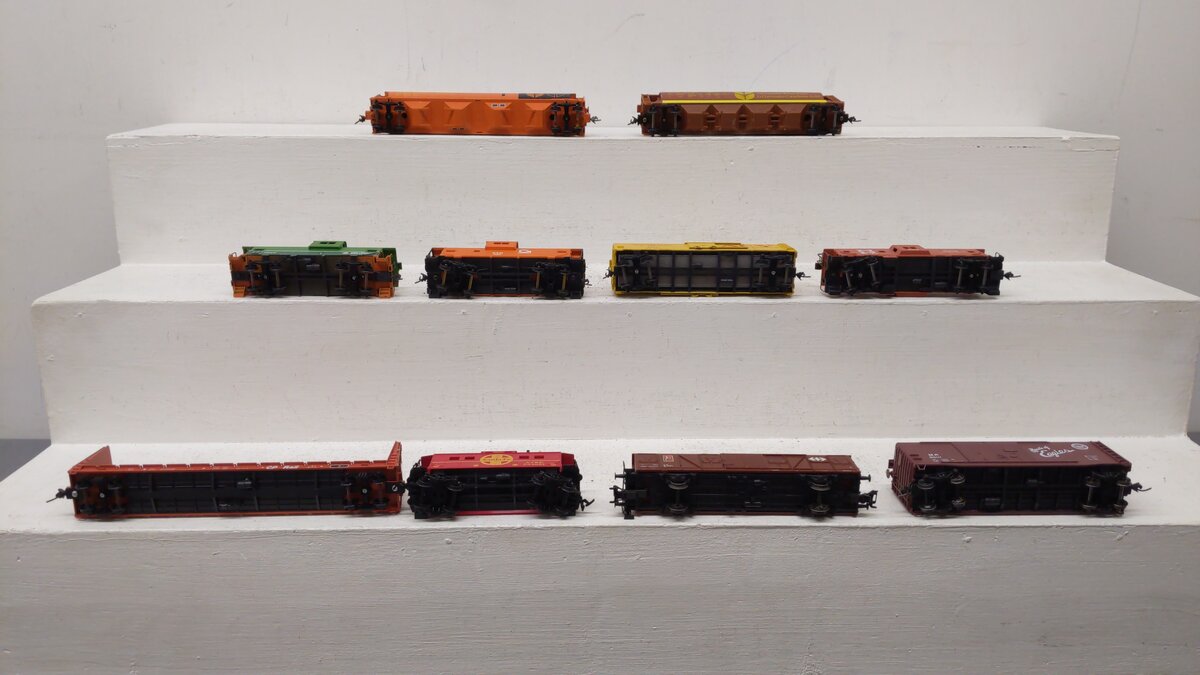 Marklin and Others HO Assorted Freight Cars [10] EX