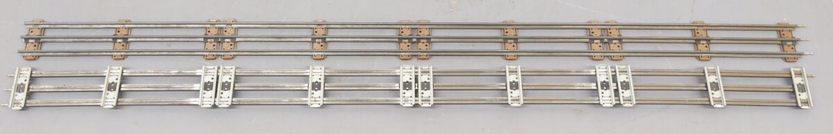 Lionel Assorted O27 Gauge Straight/Curved Tubular Tracks w/ Bumpers [34] EX