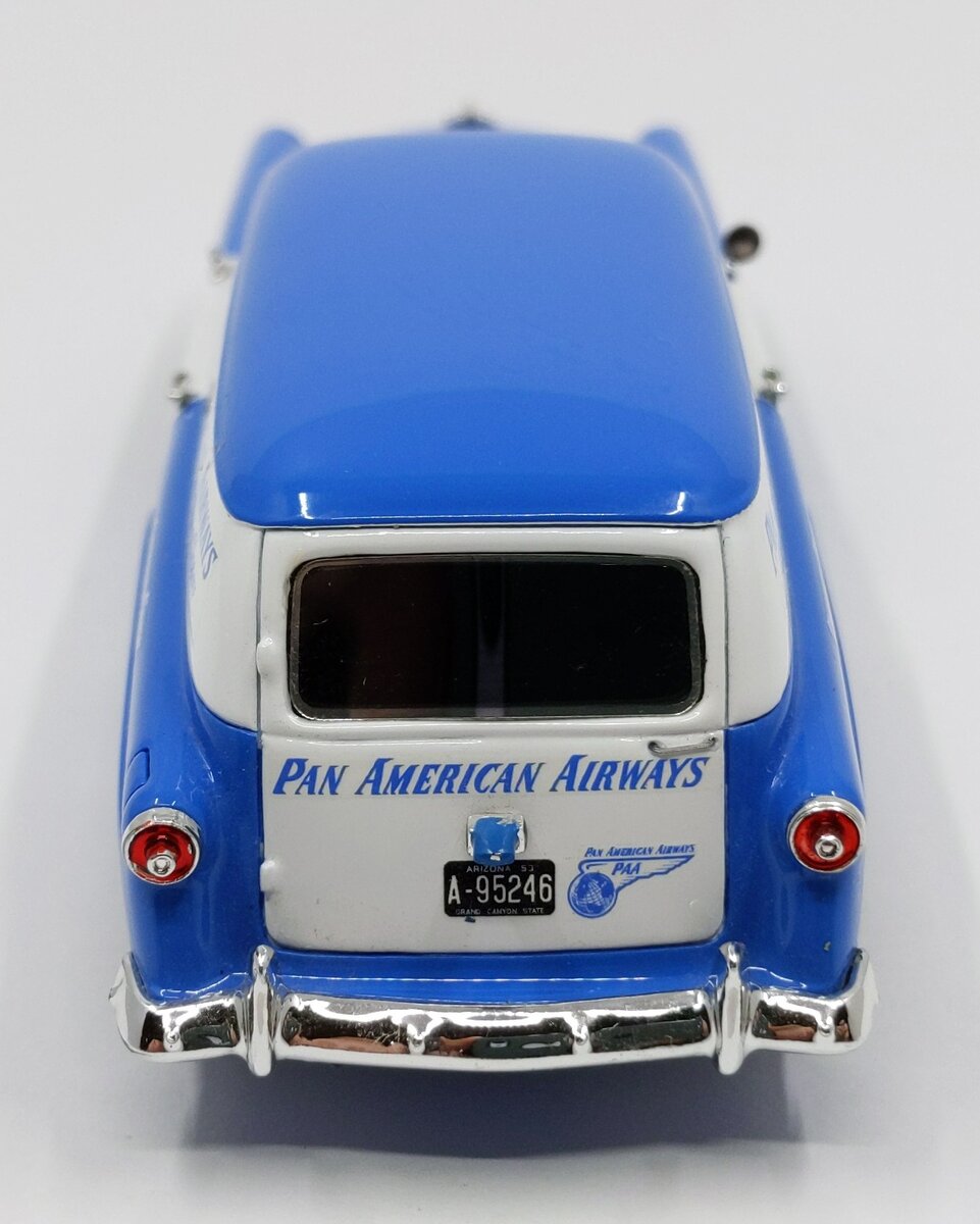 Goldvarg Collection 1:43 Diecast 1953 Ford Courier 