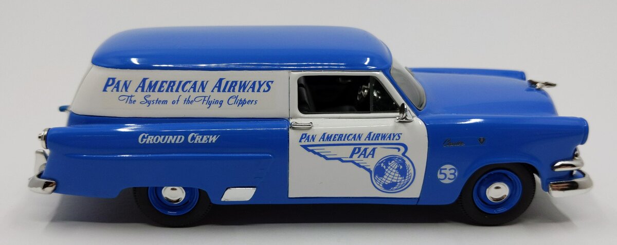 Goldvarg Collection 1:43 Diecast 1953 Ford Courier 