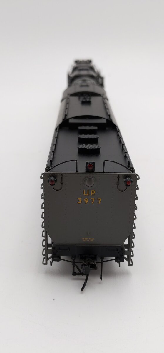 Broadway Limited 4984 HO Union Pacific Challenger 4-6-6-4 Steam Locomotive #3977 NIB