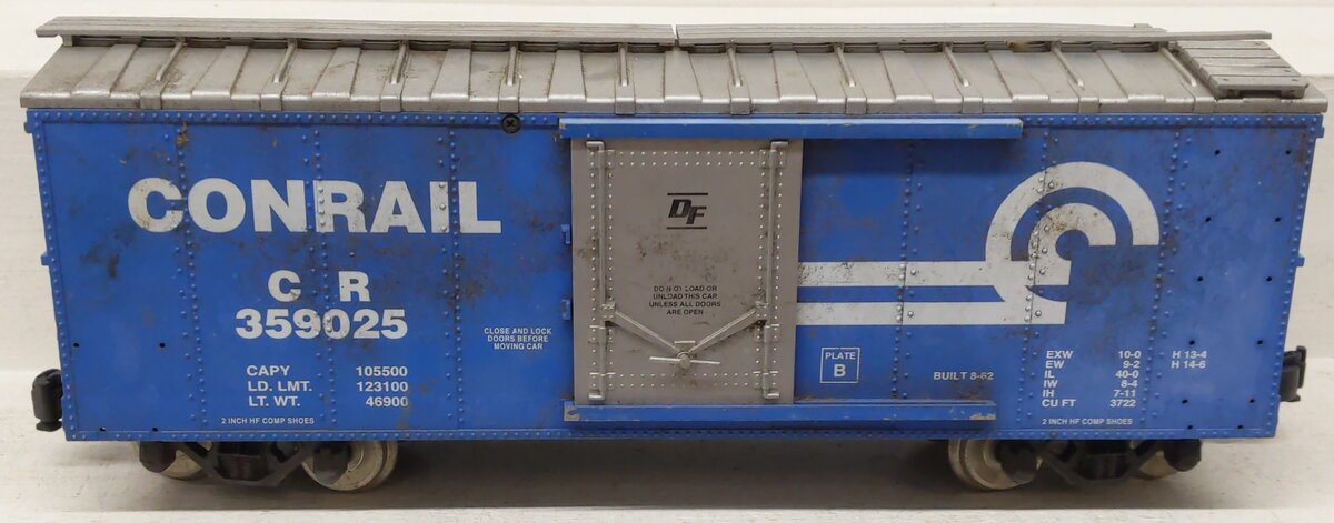 USA Trains 359025 G Conrail Boxcar